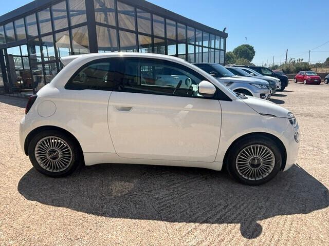 Fiat 500e Berlina 42 kWh NUOVA (PREZZO SENZA VINCOLI)