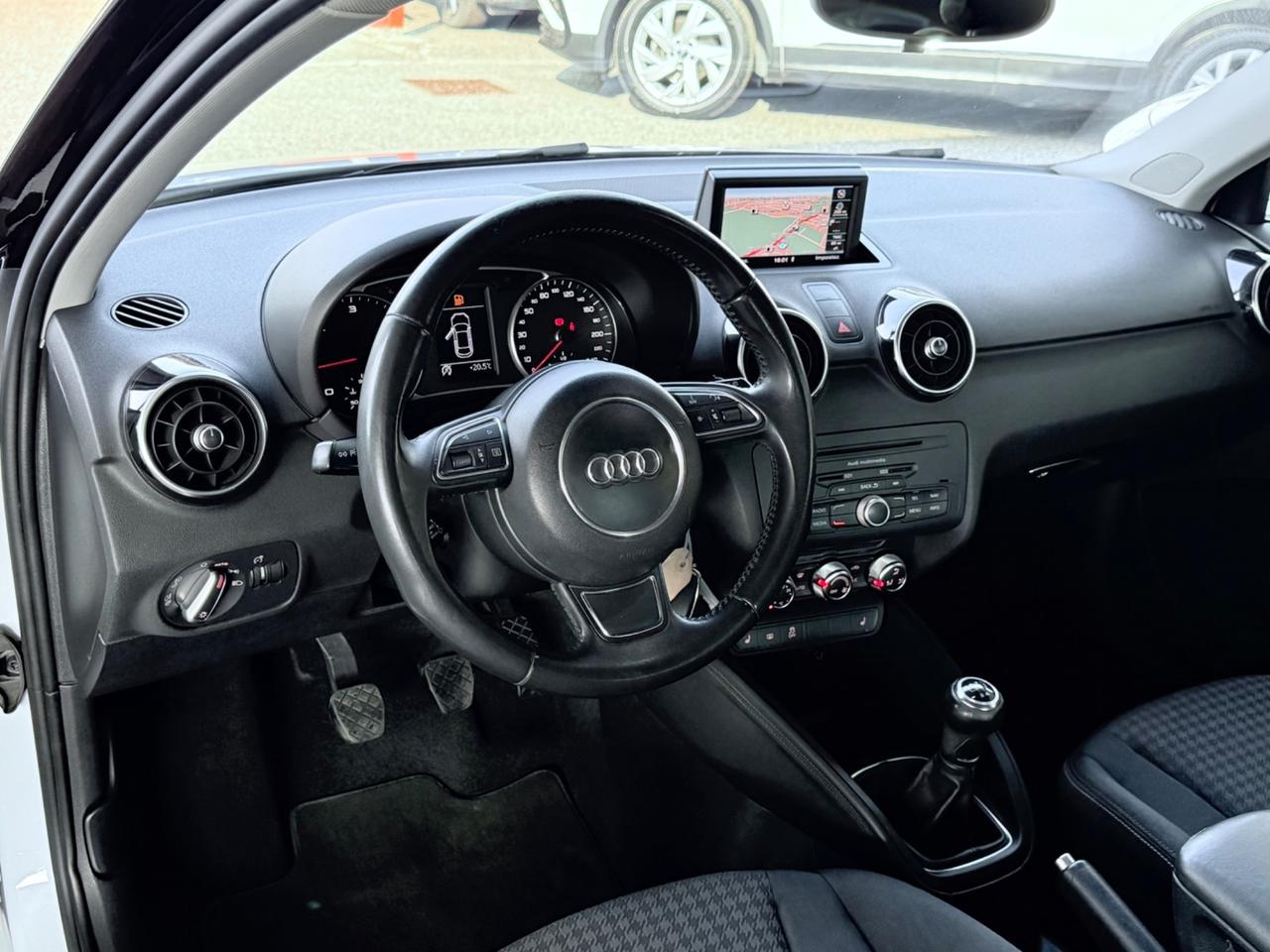 A1 1.6 TDI -s-line -rate-(( PERFETTA )) -