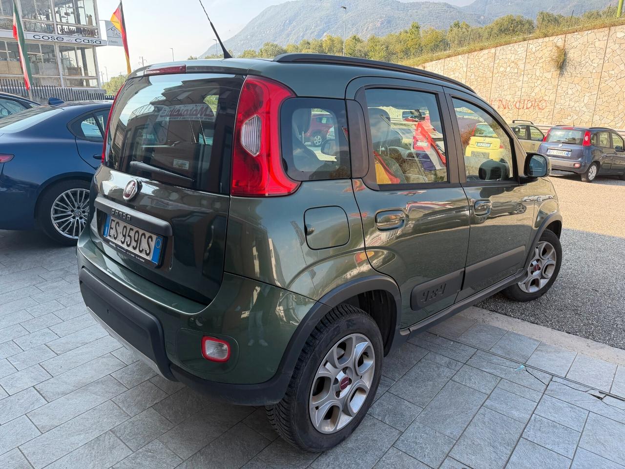 Fiat Panda 1.3 MJT 16V DPF 4x4 Climbing