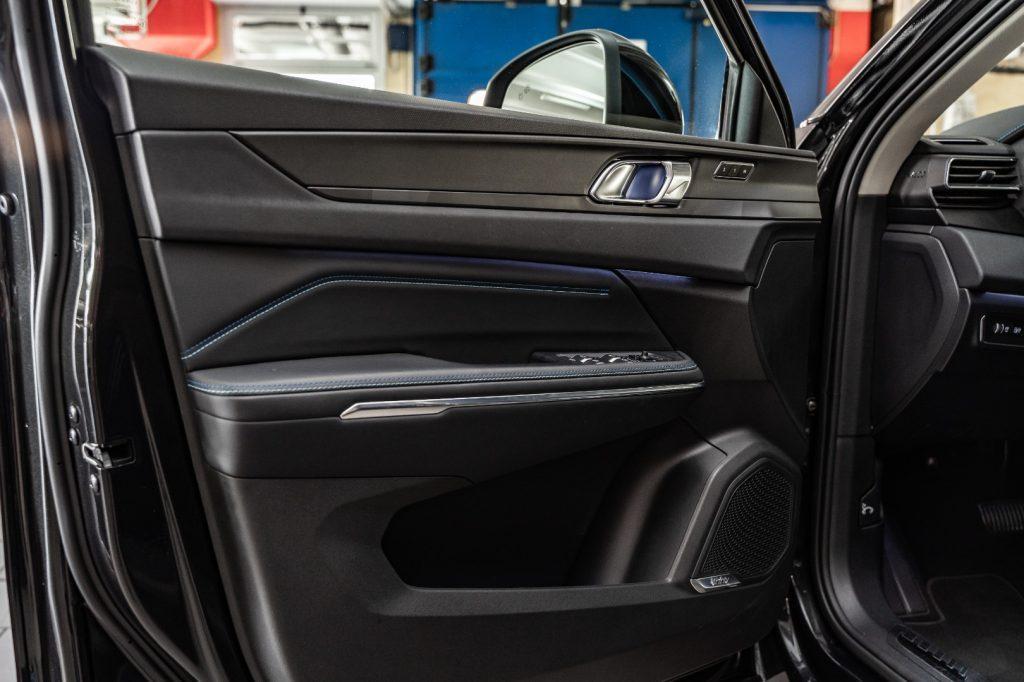 LYNK & CO 01 PHEV