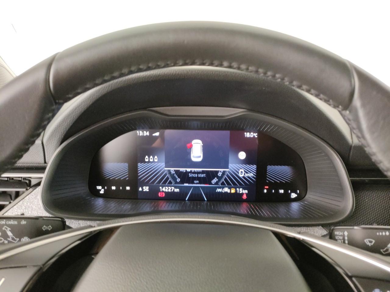 SKODA Kamiq 1.0 tsi Black Dots 95cv