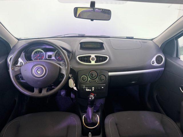 RENAULT Clio 1.2 16V. 5 porte Luxe