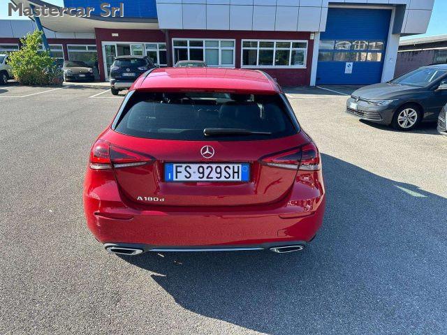 MERCEDES-BENZ A 180 A 180 d Sport auto - FS929SH