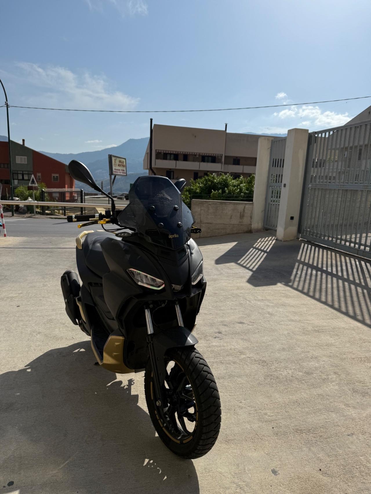 Aprilia sr gt 125