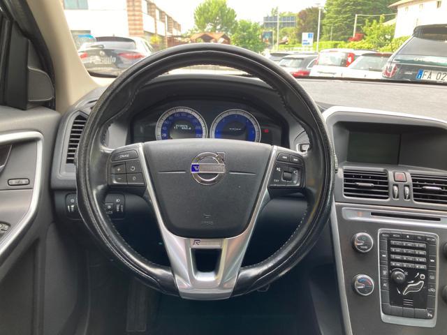 VOLVO XC60 DRIVe R-design