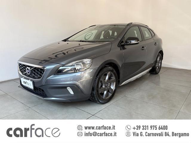 VOLVO V40 Cross Country D2 1.6 Summum