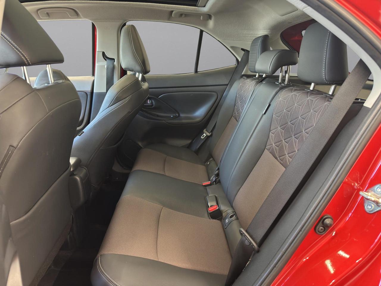 Toyota Yaris Cross 1.5h Lounge fwd 116cv e-cvt