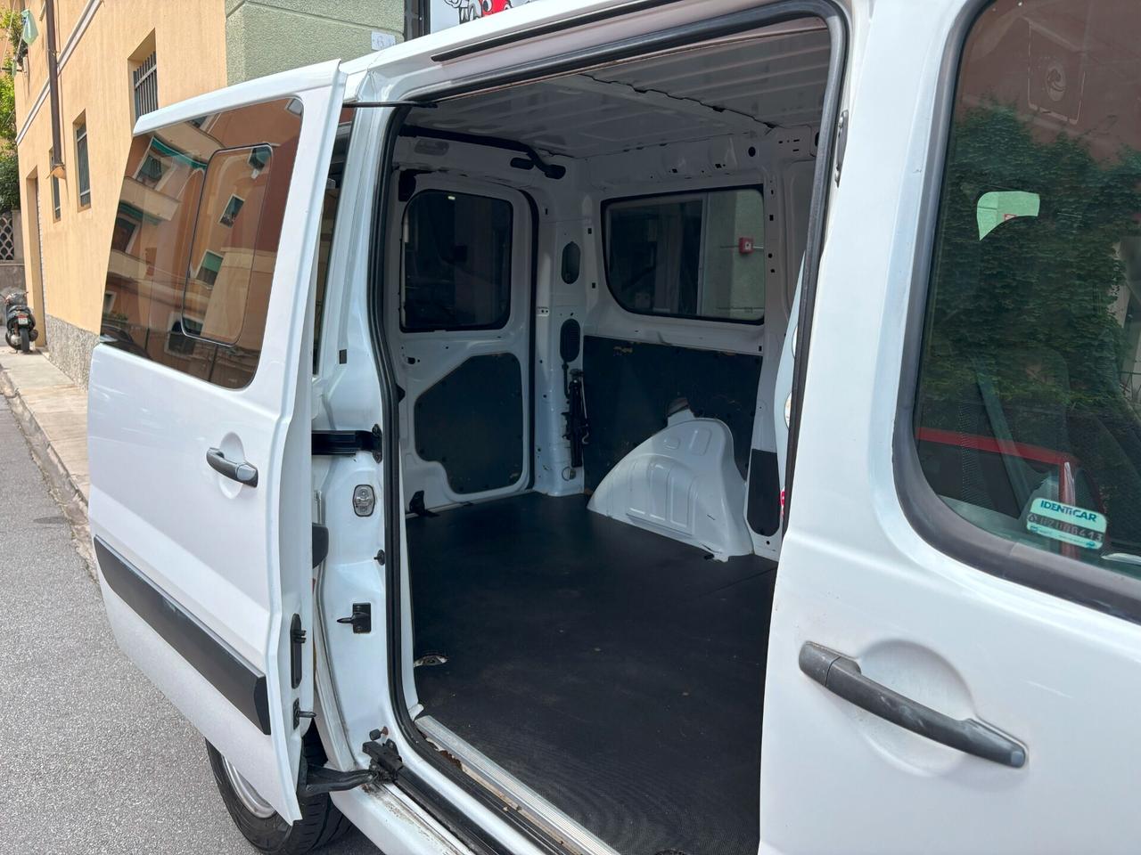Citroen Jumpy 27 1.6 HDi/90 FAP PC-TN Furgone Vetrato