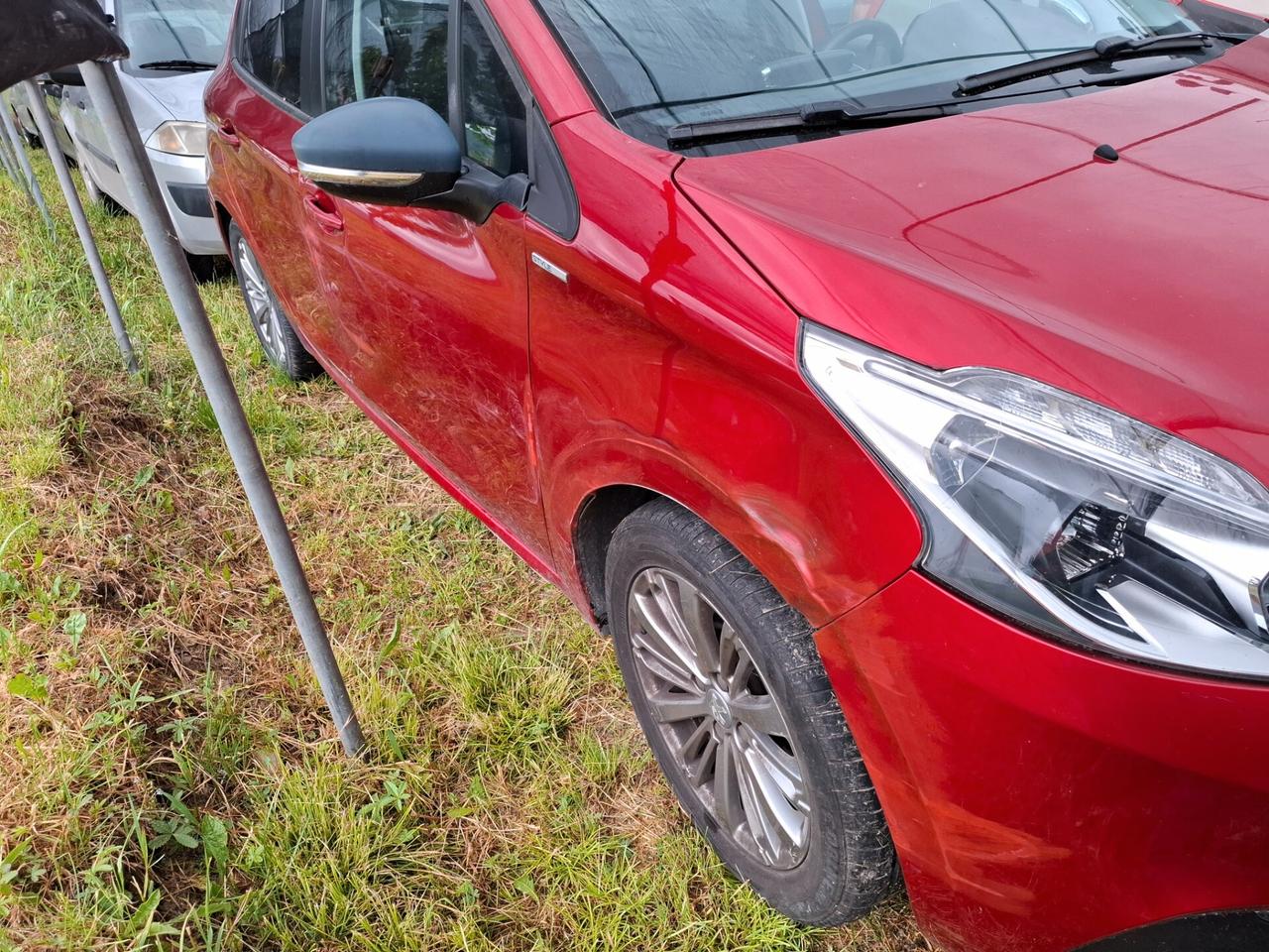 Peugeot 208 PureTech 82 5 porte Allure
