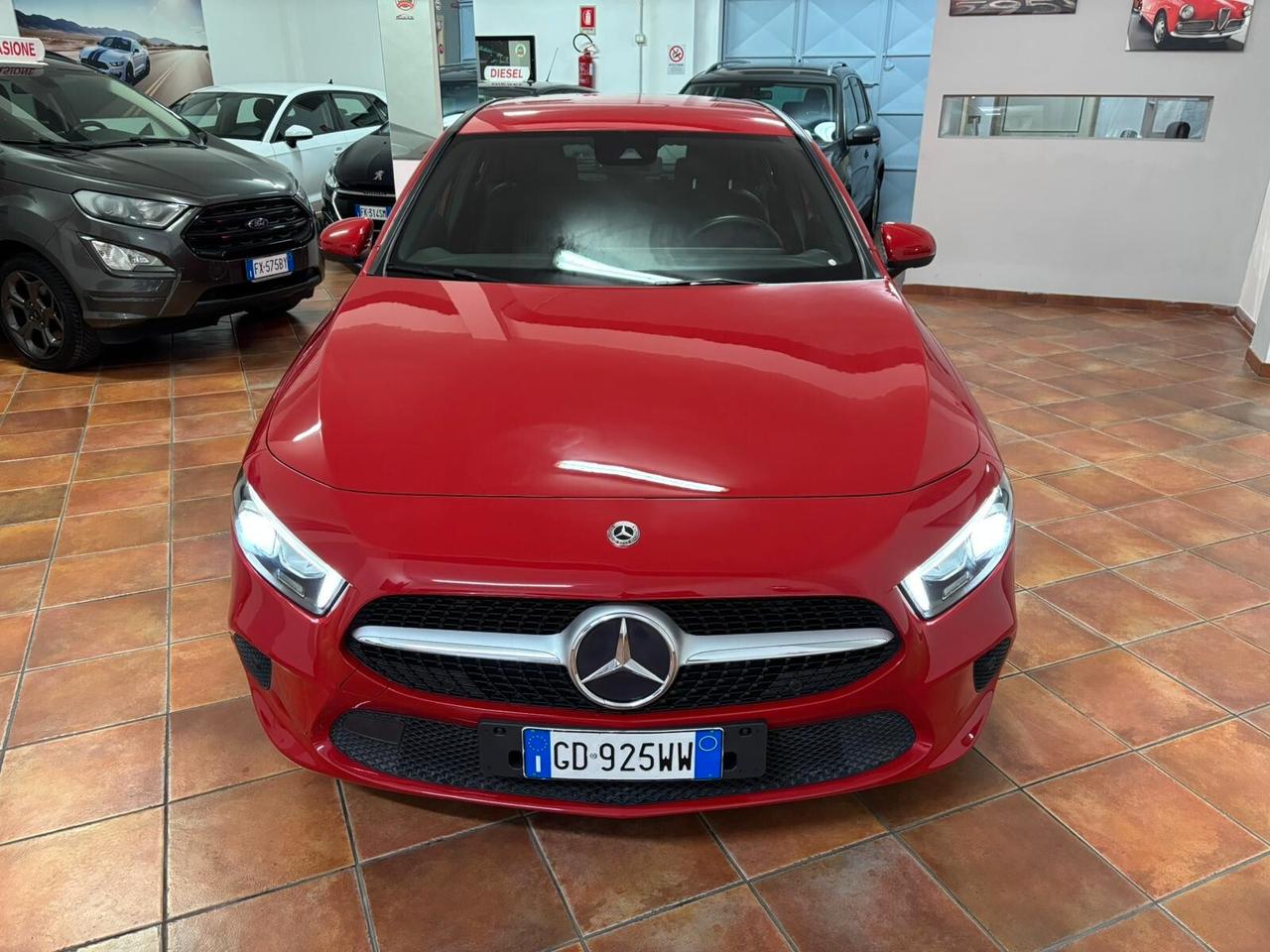 MERCEDES CLASSE A 180 2019 1.3 BENZINA