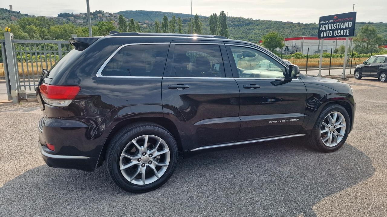 Jeep Grand Cherokee Grand Cherokee 3.0 V6 CRD 250 CV Multijet II Summit