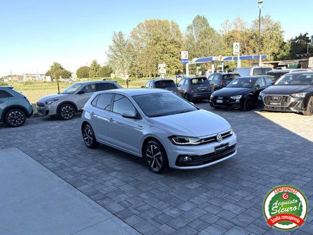 VOLKSWAGEN Polo 1.0 TGI 5p. R-LINE Sport ANCHE NEOPATENTATI