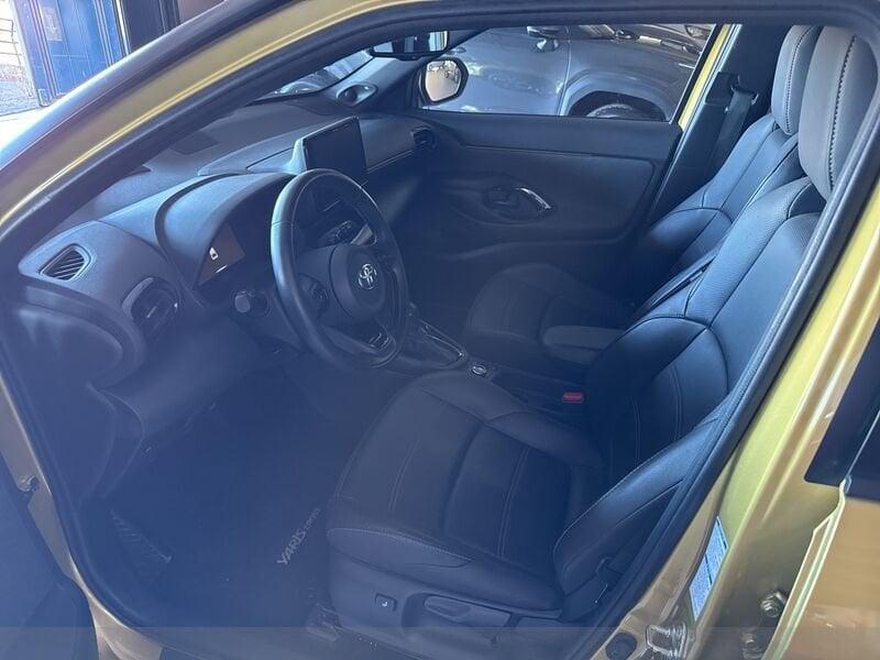 Toyota Yaris Cross 1.5h Premiere awd-i 116cv e-cvt