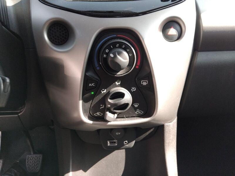 Peugeot 108 5p 1.0 vti Active E6