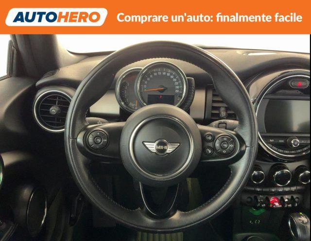 MINI Mini 1.5 Cooper D Cabrio