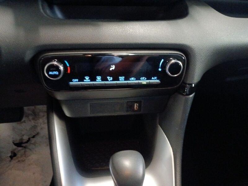 Toyota Yaris Hybrid Trend