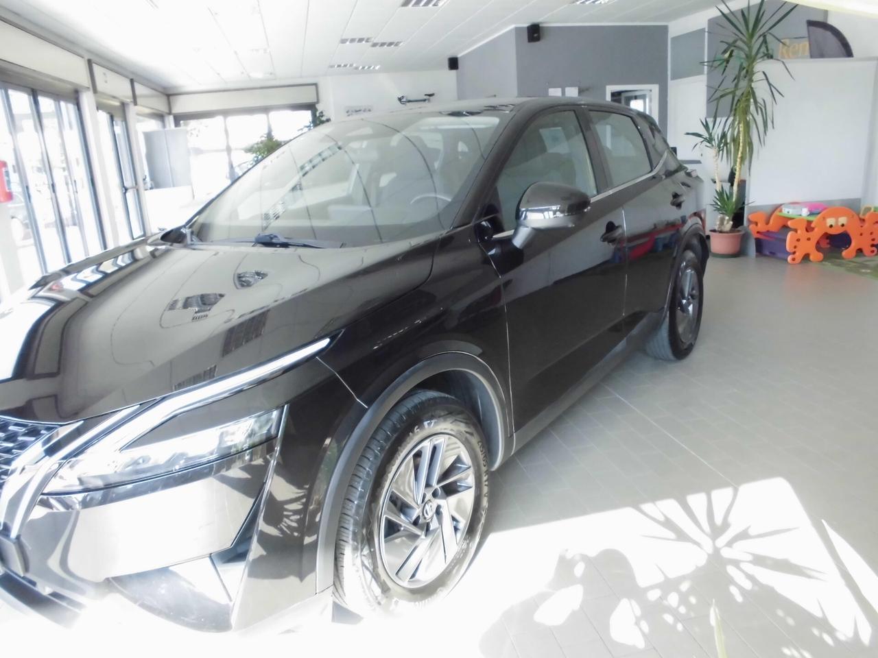 Nissan Qashqai MHEV 140 CV Business