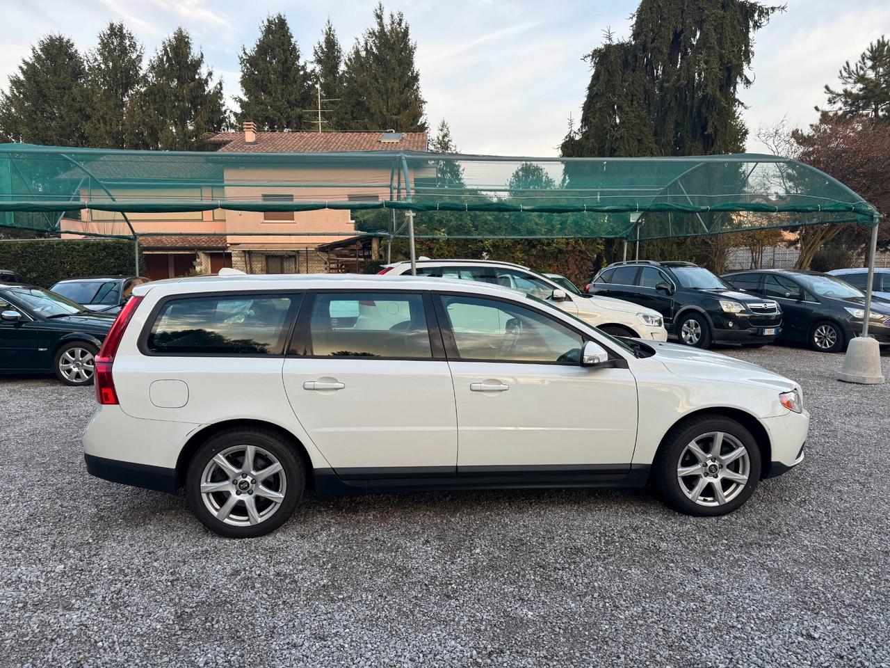 Volvo V70 2.0 D POLAR