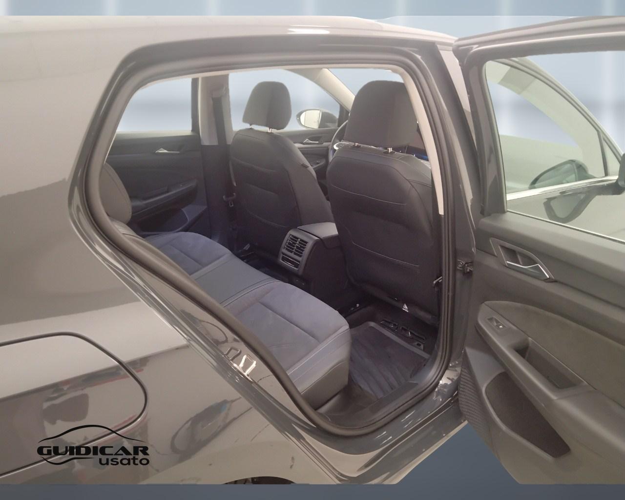VOLKSWAGEN Golf VIII 2024 - Golf 1.5 tsi ehybrid Style 204cv dsg