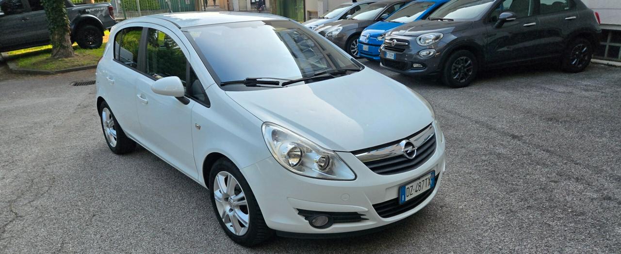 Opel Corsa 1.3 CDTI 75CV ecoFLEX 5 porte Cosmo