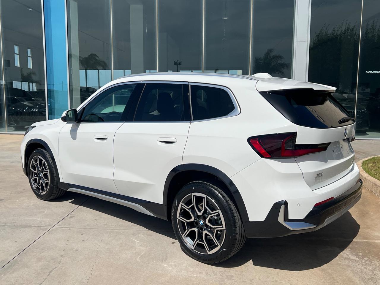 Bmw X1 sDrive 18d xLine possibilità noleggio no scoring