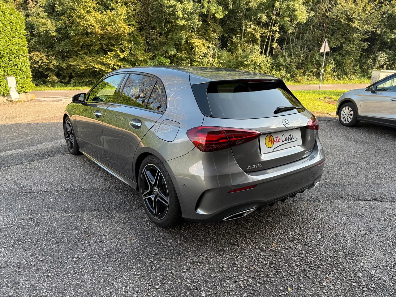Mercedes-benz A 220 AMG Line Premium 4matic / Hybrid auto