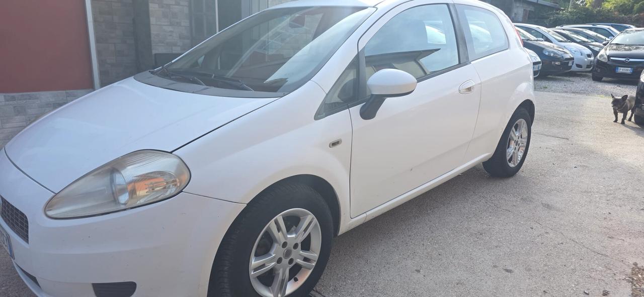 Fiat Grande Punto 1.3 MJT 75 CV 3 porte neopatentati