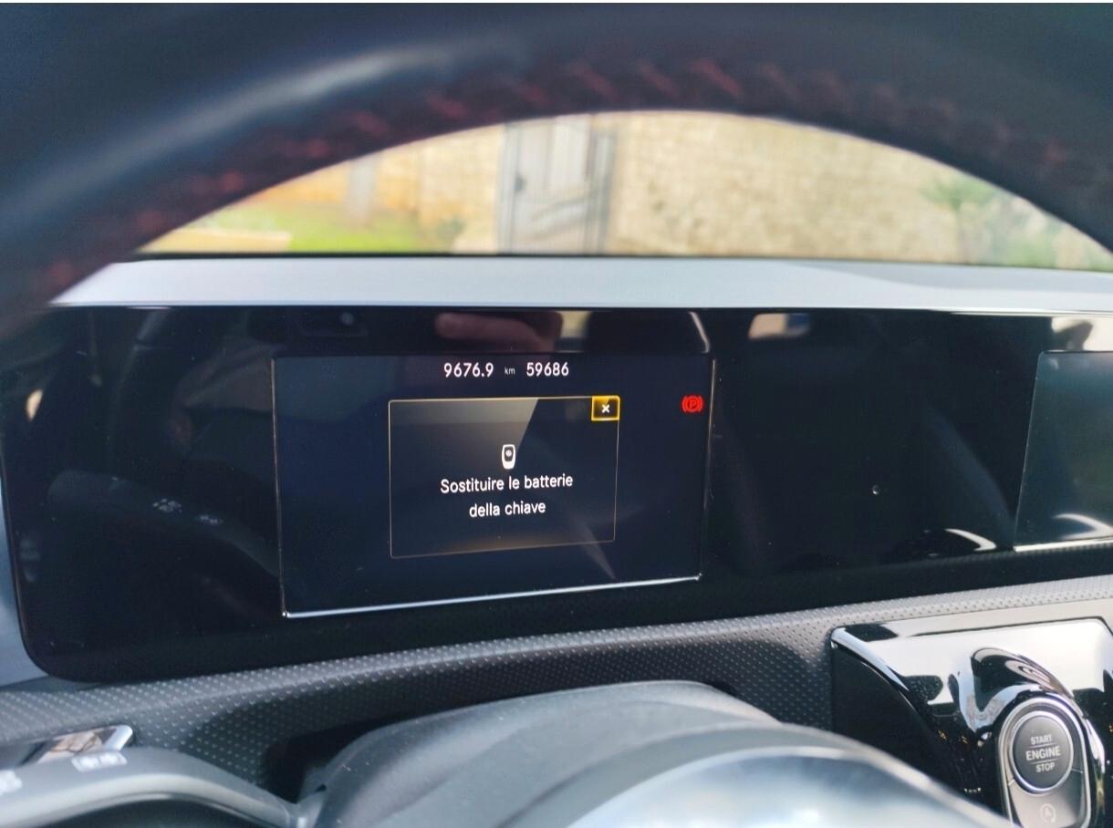 Mercedes-benz CLA 180 Premium