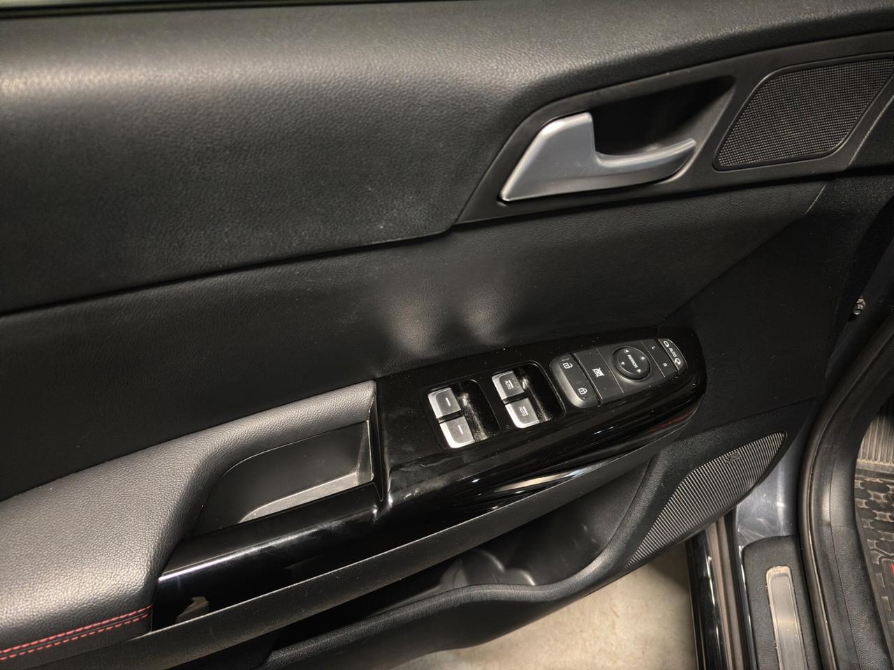 Kia Sportage 1.6 CRDI 136 CV DCT7 AWD Mild Hybrid GT Line