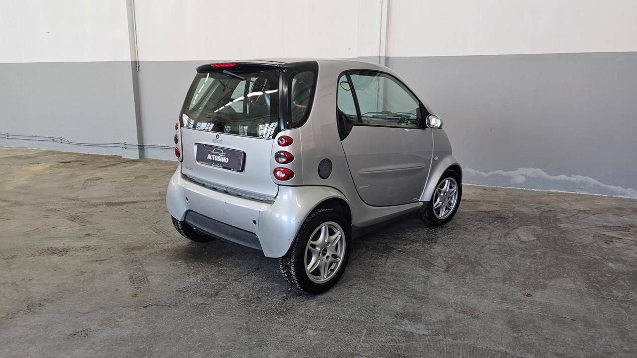 Smart ForTwo 700 coupé passion (45 kW)