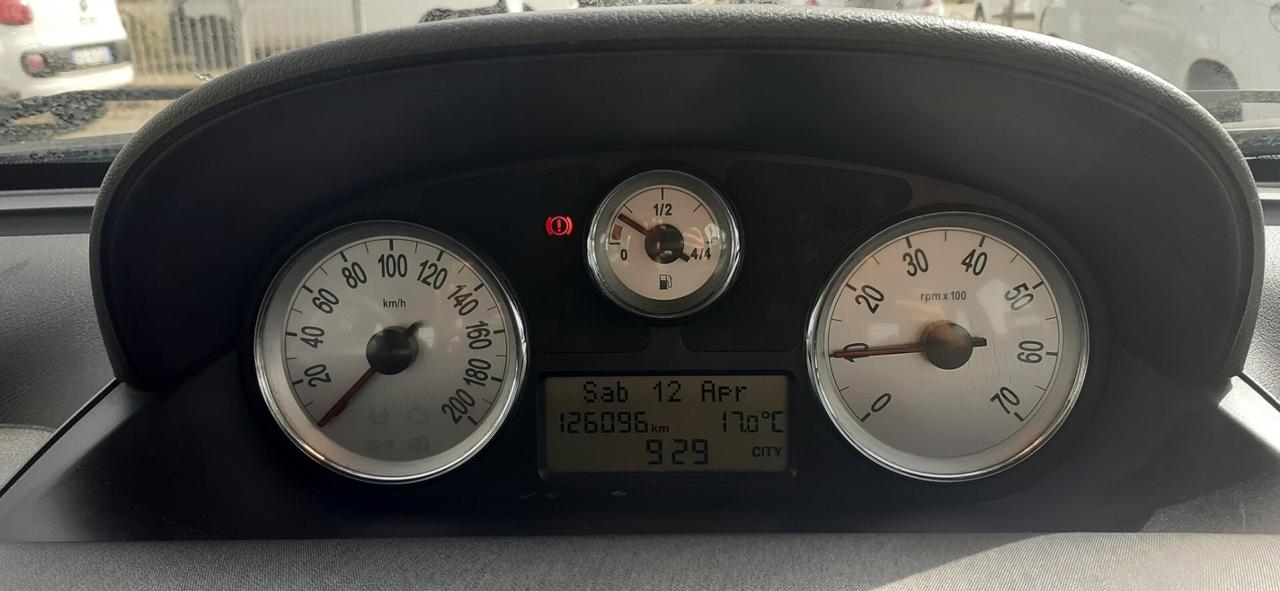 Lancia Ypsilon 2012 - 1.2 69 CV Unyca LB AUTOMOBILI