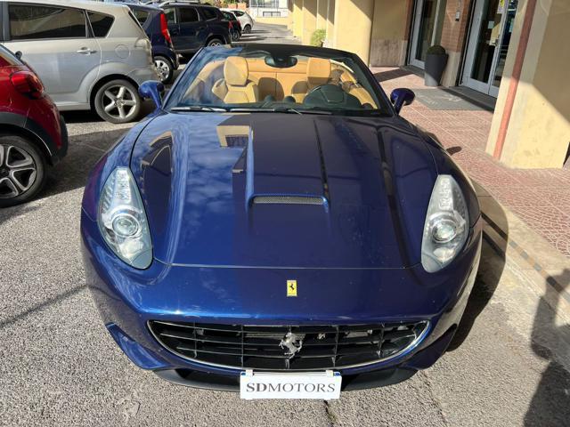 FERRARI California DCT