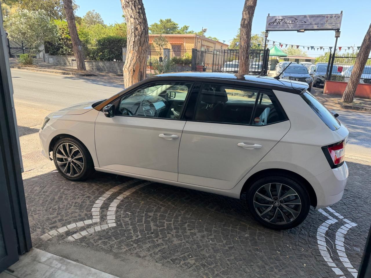 Skoda Fabia 1.0 MPI 60 CV Design Edition