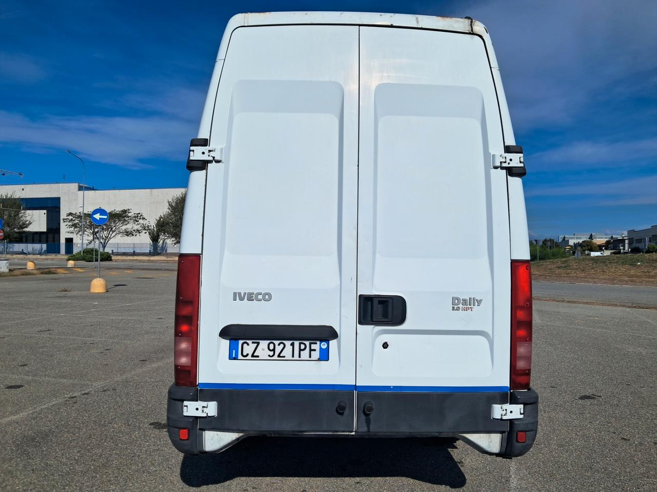 OFFICINA MOBILE DAILY