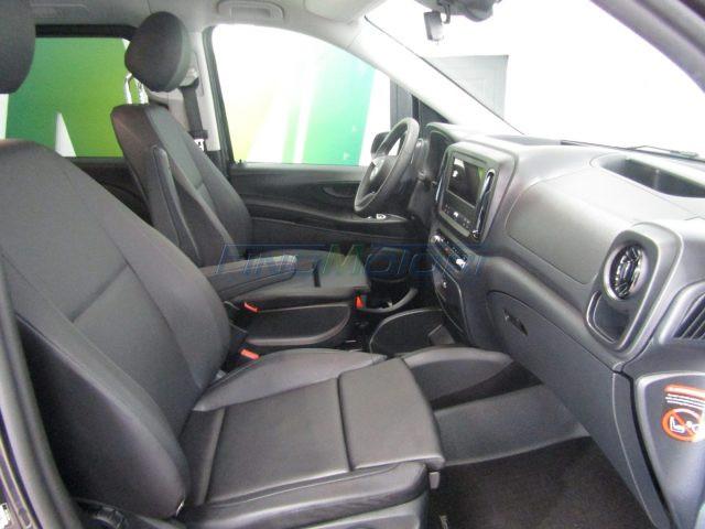 MERCEDES-BENZ Vito Tourer 2.0 119 CDI 190 CV Pro Long 4MATIC 8 POSTI