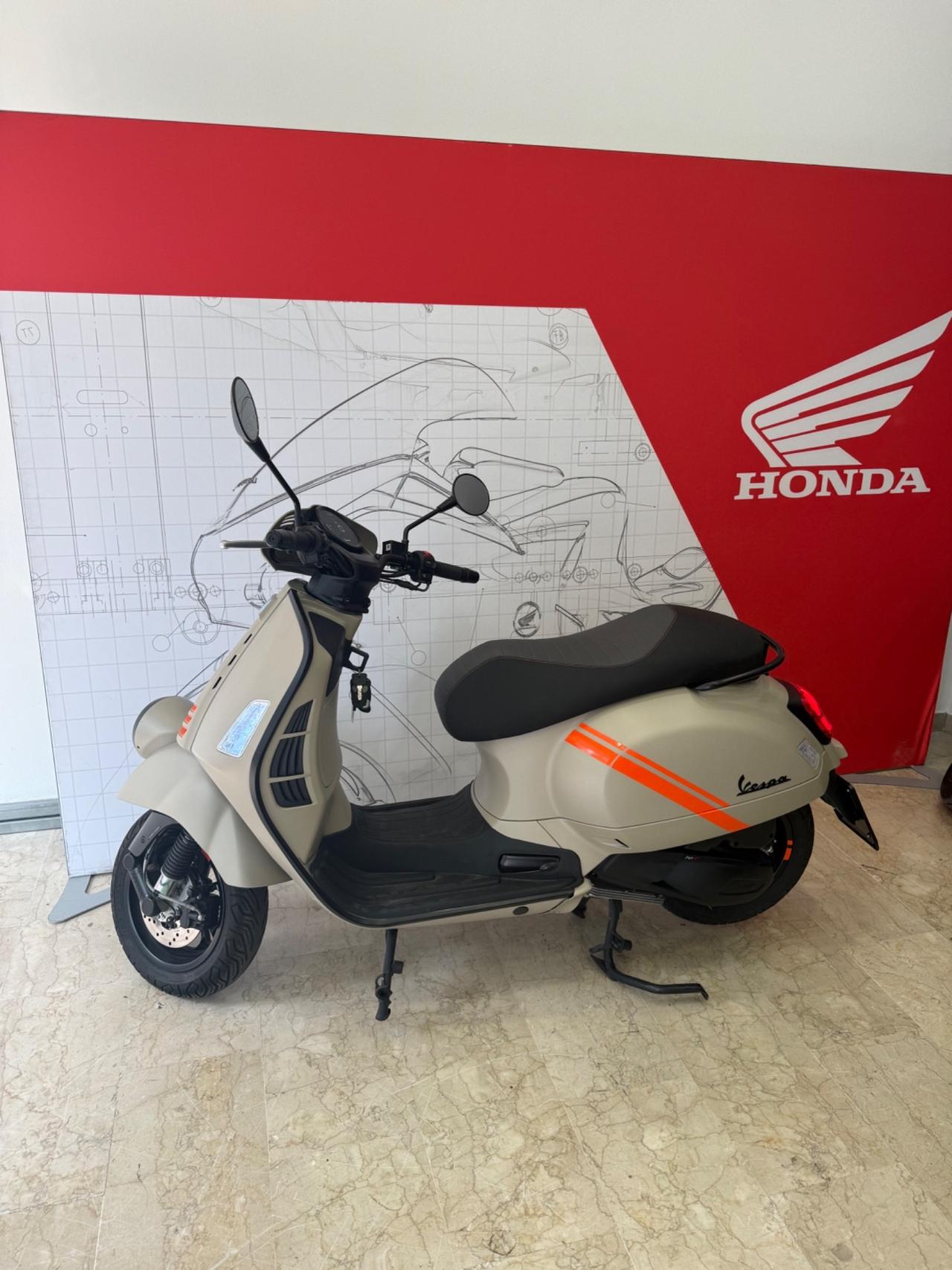 Piaggio Vespa 300 GTV