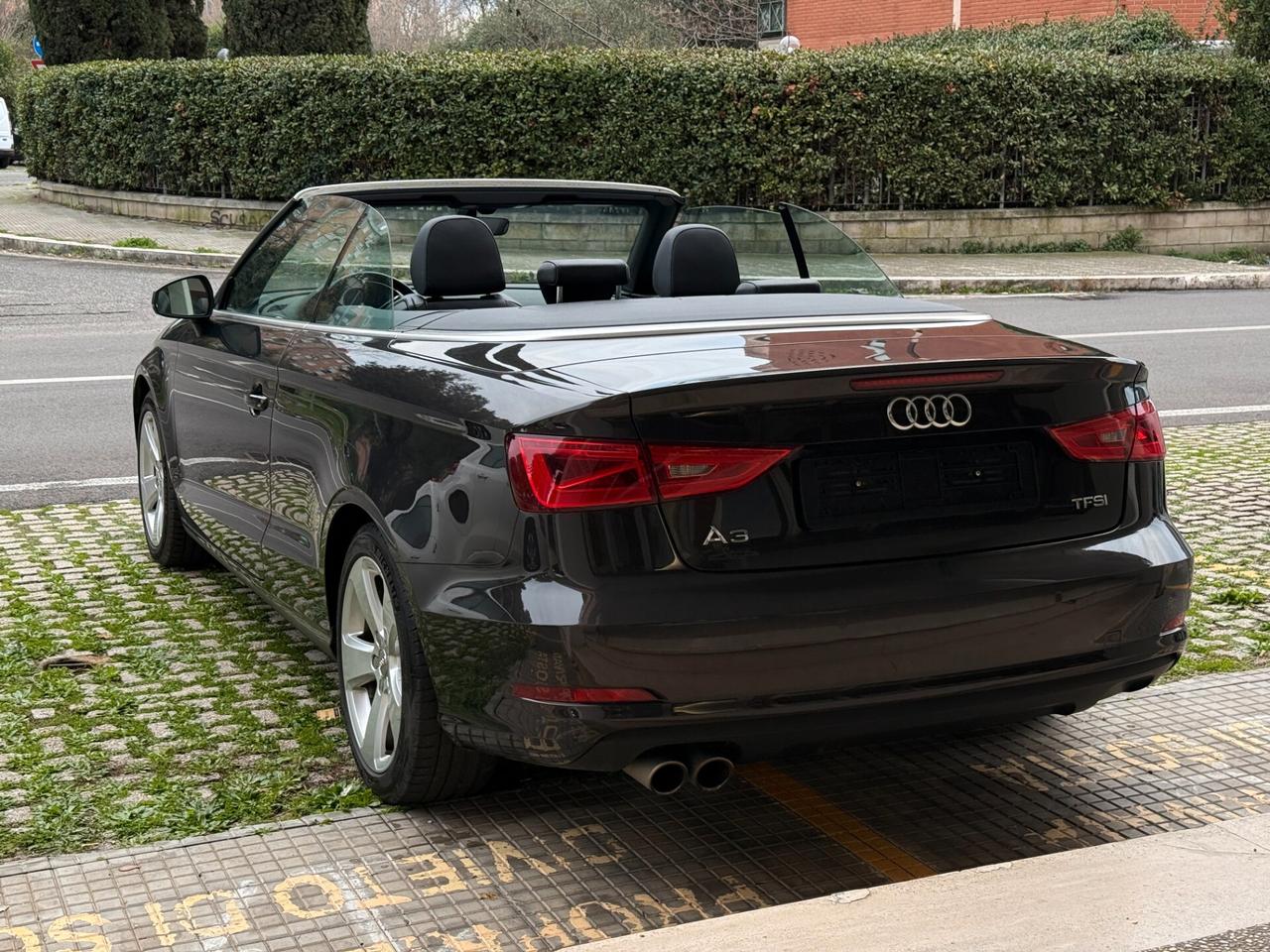 Audi A3 Cabrio 1.4 Sport, Tagl. ufficiali, alcantara, navigatore