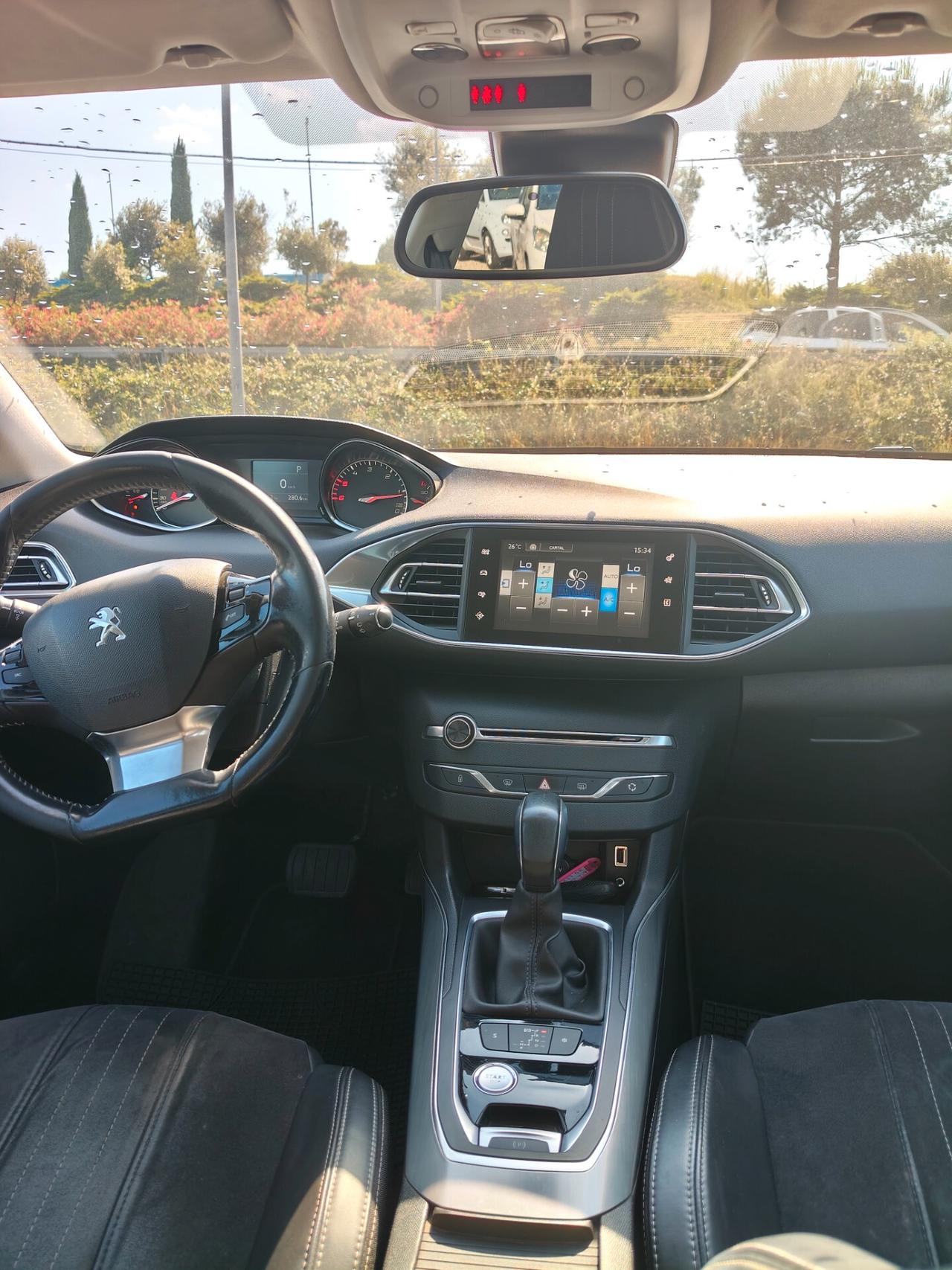 Peugeot 308 BlueHDi 120 S&S EAT6 SW Allure