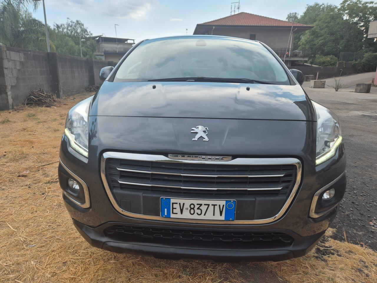 Peugeot 3008 1.6 HDi 115CV Business