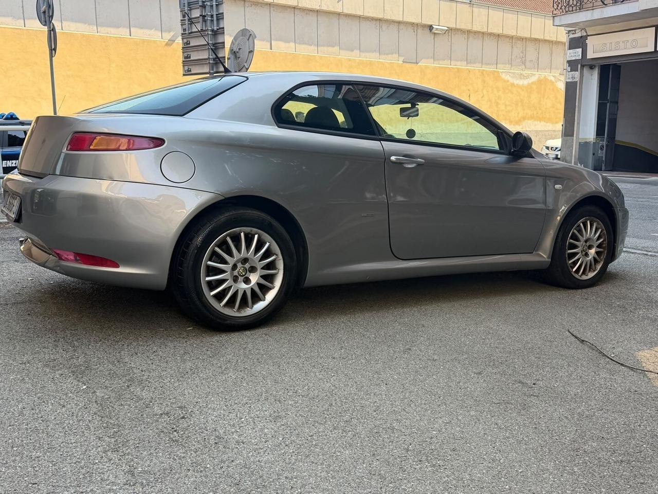 Alfa Romeo GT solo 62.000km benzina unico propr