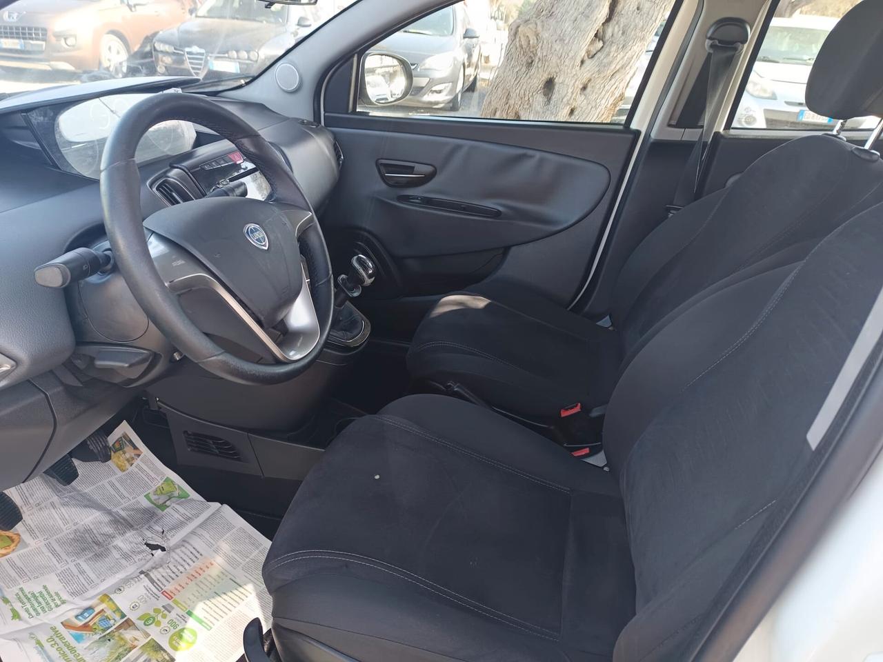 Lancia Ypsilon 2016 - 1.2 benzina Lb automobili