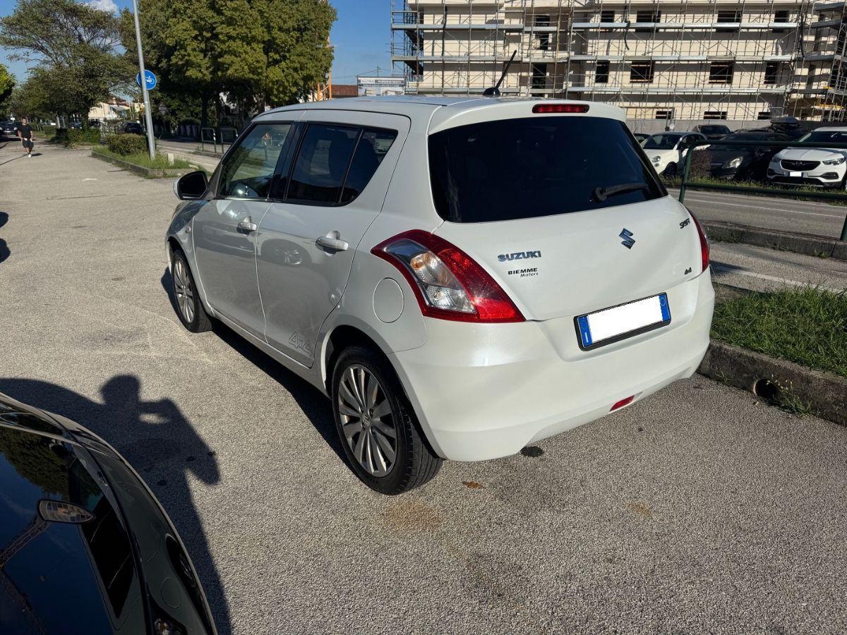 SUZUKI - Swift - 1.2 VVT 4WD 5p GL Top