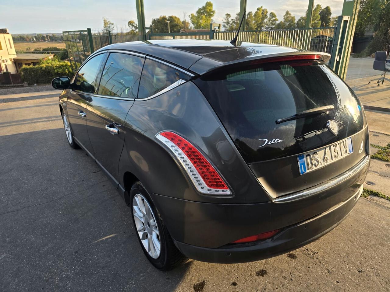 Lancia Delta 1.4 T-Jet 120 CV Platino Ecochic GPL