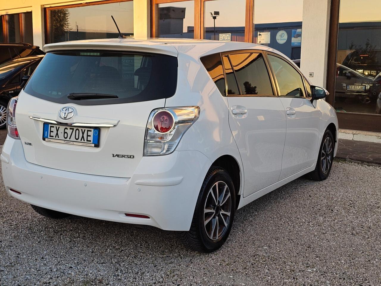 Toyota Verso 1.6 DIESEL 7 POSTI ANNO 11/2014 UNICO PROPRIETARIO