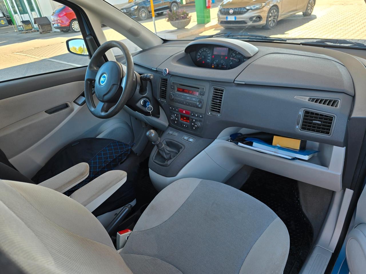 Fiat Idea 1.4 16V Emotion GPL