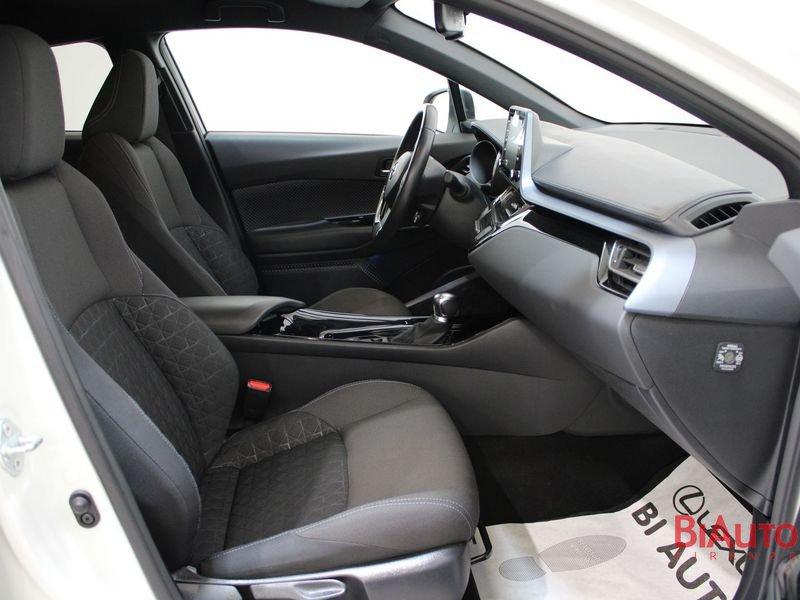 Toyota C-HR 1.8 Hybrid E-CVT Trend
