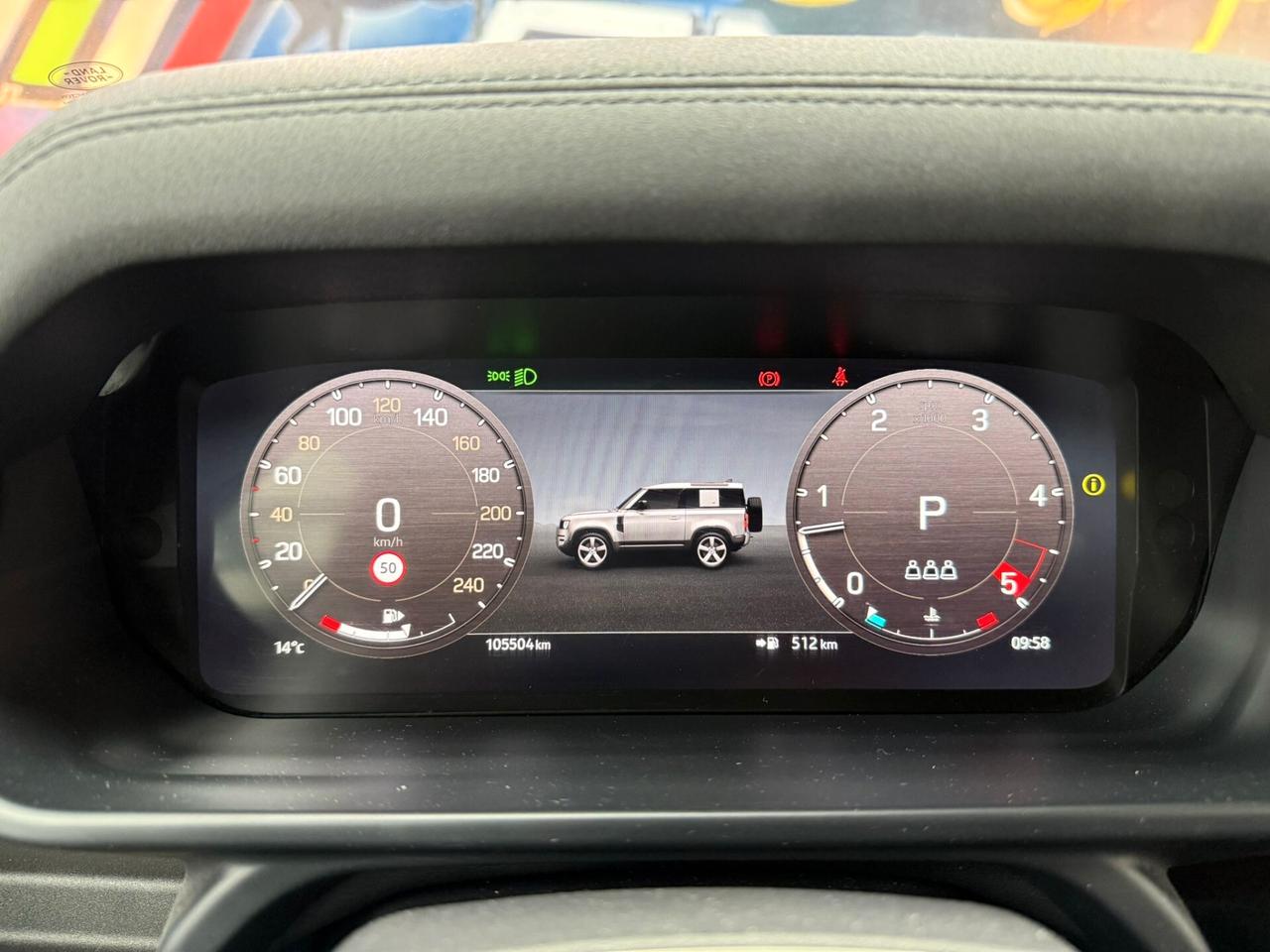 Land Rover Defender 90 3.0D I6 200 CV AWD Auto Hard Top (673)