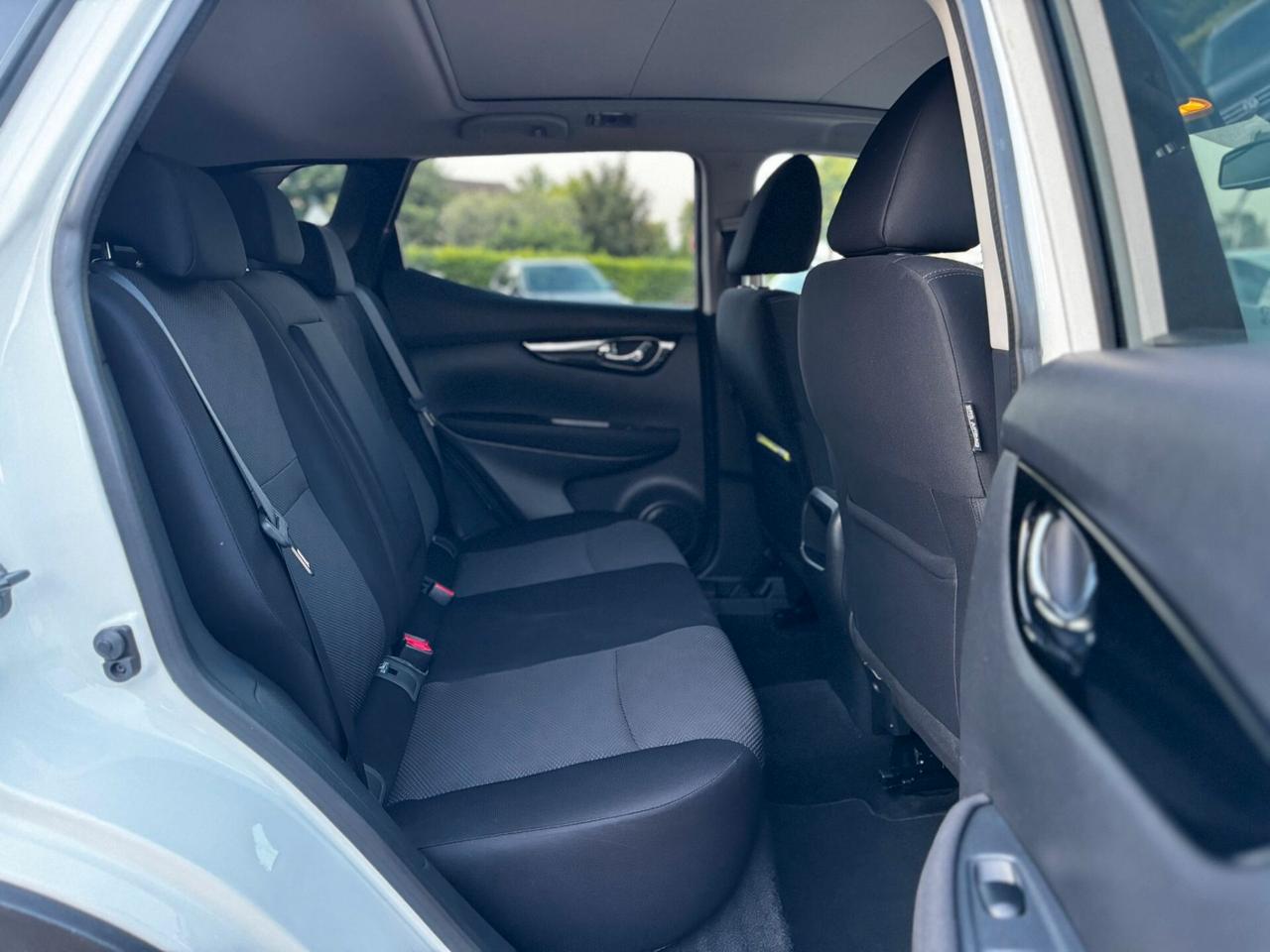Nissan Qashqai 1.6 dCi 2WD N-Connecta