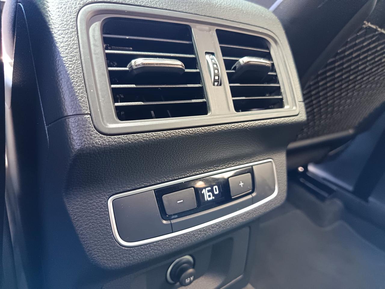 Audi Q5 40 TDI 204 CV quattro S tronic Identity Black