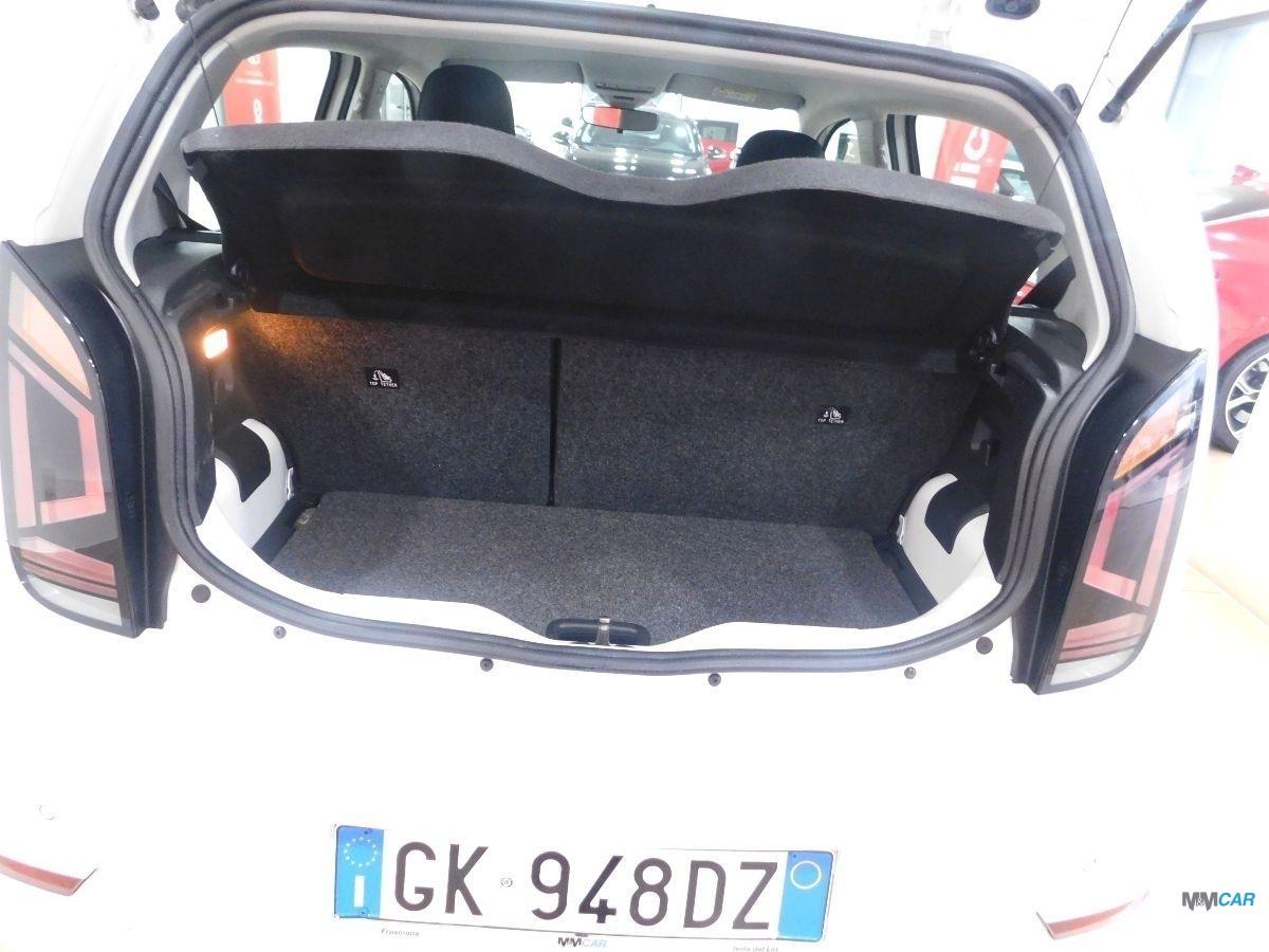 VOLKSWAGEN - Up! - 1.0 5p. move BMT